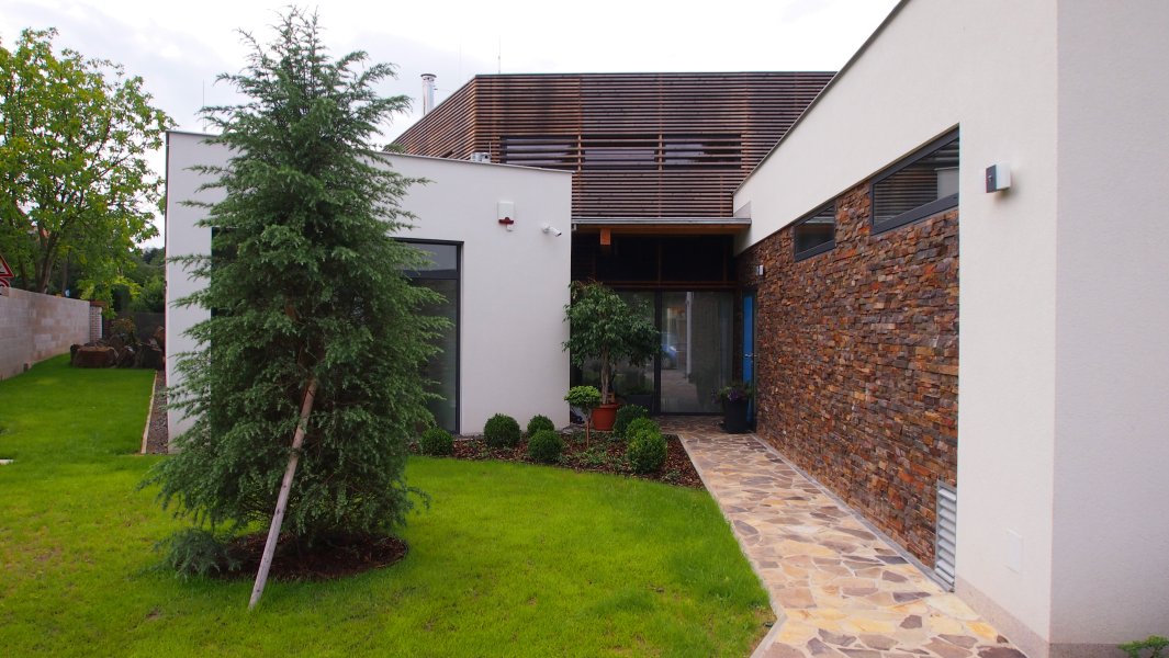 Novostavba vily v Hodkovičkách